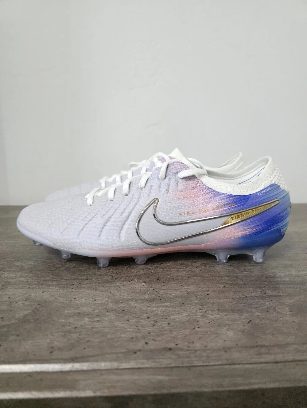 Men’s Size 6 - Nike Legend 10 Elite Vast Grey Racer Blue Cleats IO4461-001